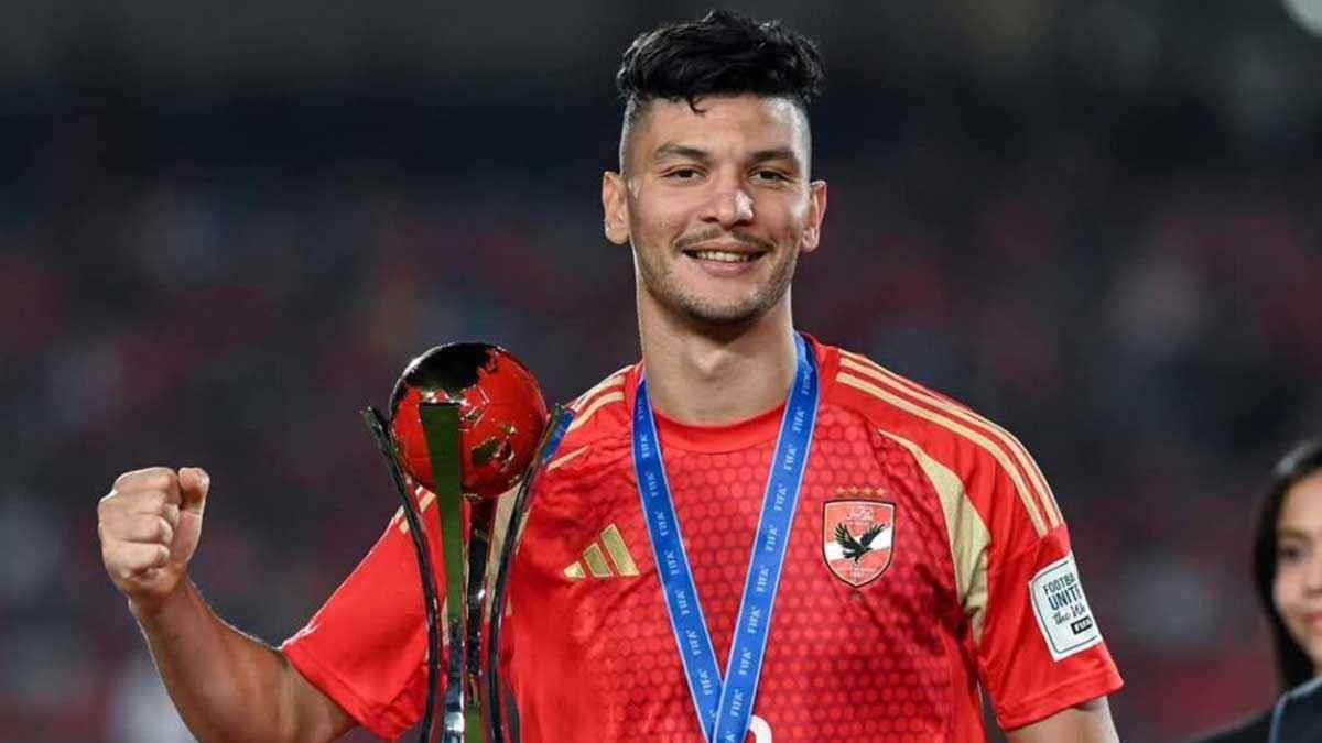 أزمة أشرف داري مع الأهلي تتصاعد.. تفاصيل