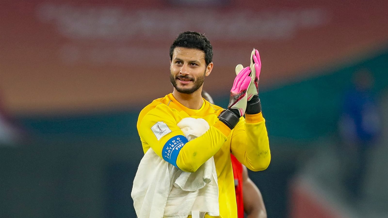 مصير اللاعب محمد الشناوي عن الأهلي في الموسم الشتوي