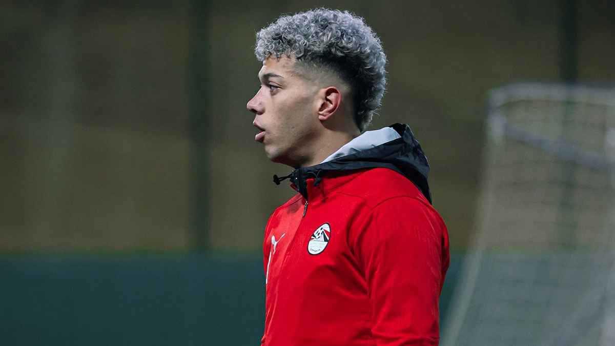 تحرك جديد من أجل تجديد عقد إمام عاشور مع الأهلي.. تفاصيل