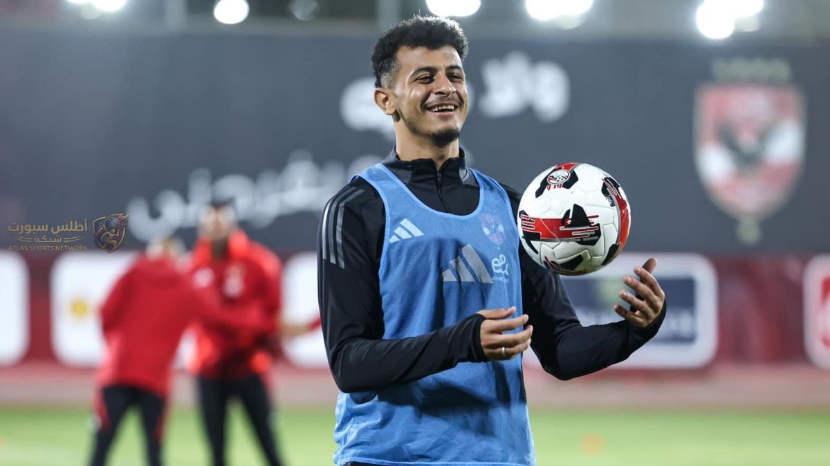 المصري يسعي لضم نجم الأهلي في الموسم الجديد