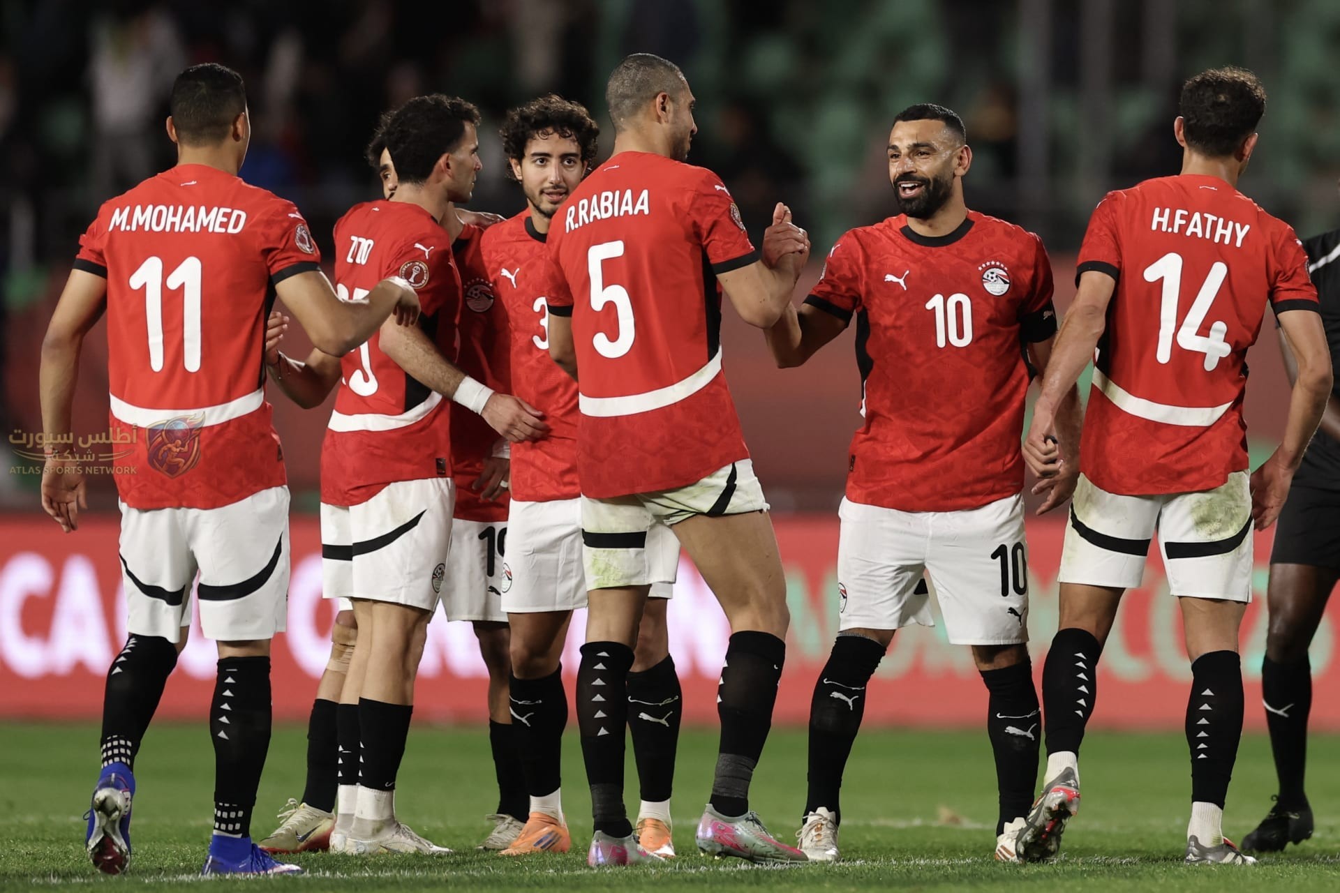 منتخب مصر يوضح سر إزالة النجوم وتغيير أرقام القميص